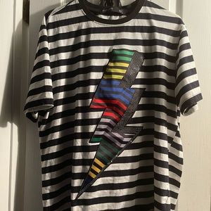 Brand New only tried on. No pets no Smoking.